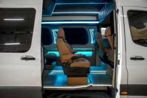 Minibus rentals in Paris